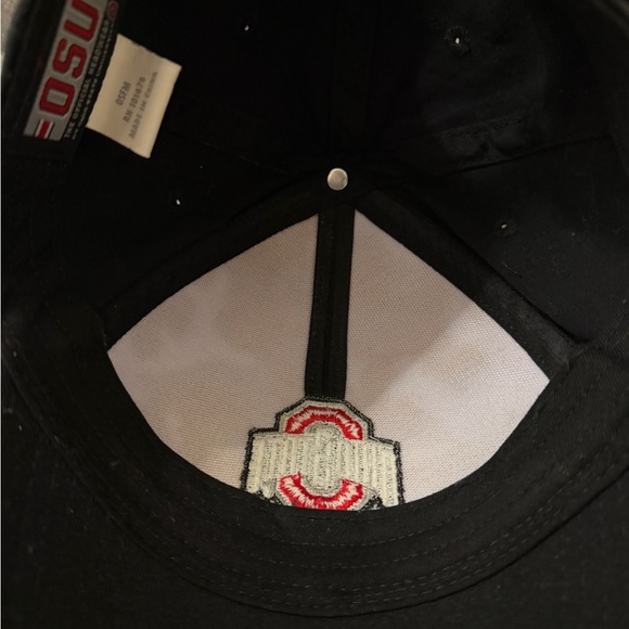 Ohio State Buckeyes women's camouflage adjustable baseball hat by Authentic Head - Picture 4 of 4